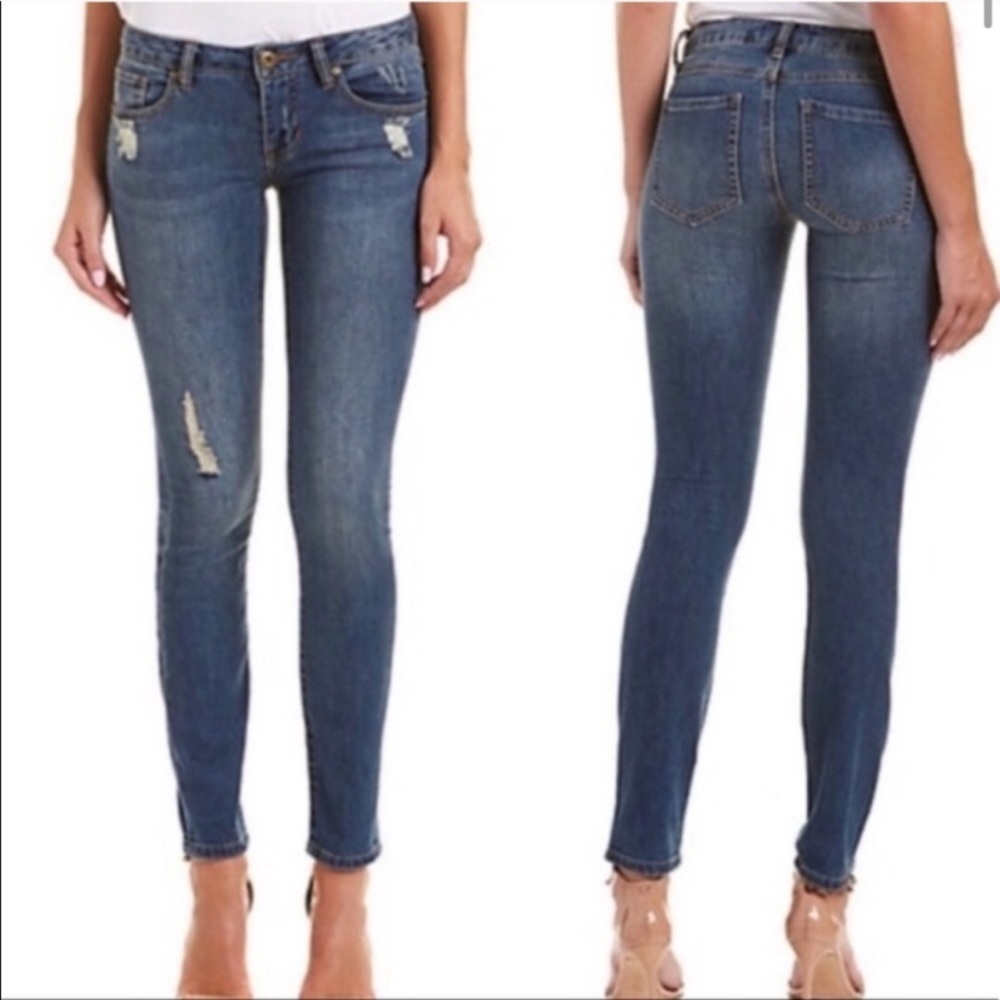 Cabi Style 5087 Skinny Distressed Jeans EUC